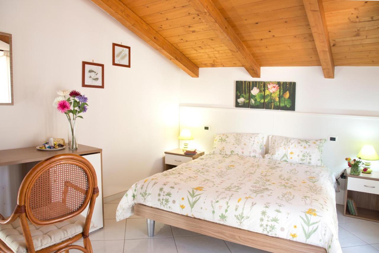 Domus Liberty Bed & Breakfast Sant'Agnello Bagian luar foto