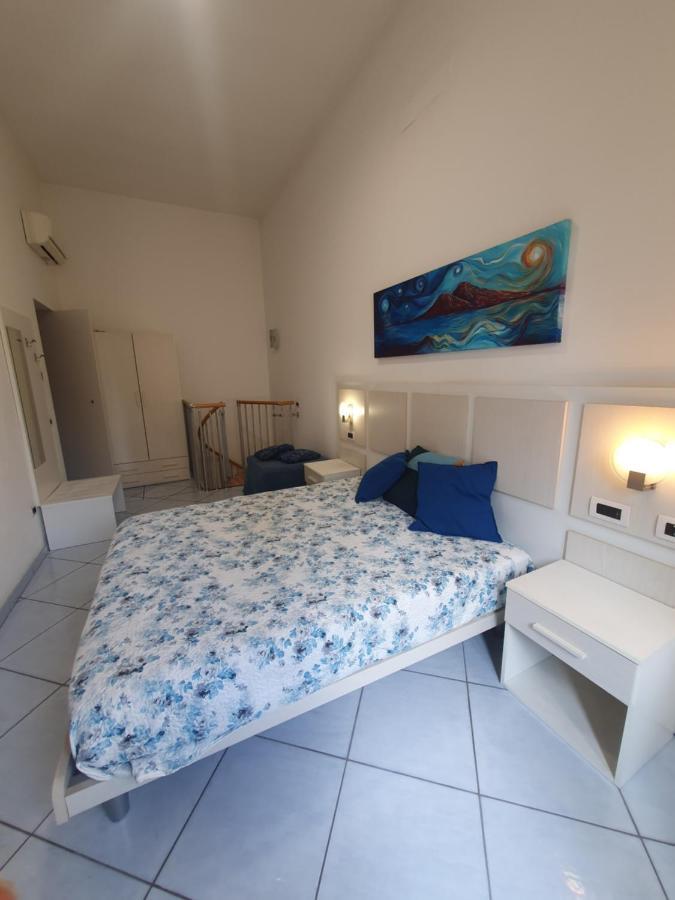 Domus Liberty Bed & Breakfast Sant'Agnello Bagian luar foto