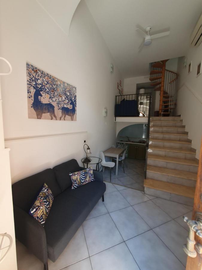 Domus Liberty Bed & Breakfast Sant'Agnello Bagian luar foto